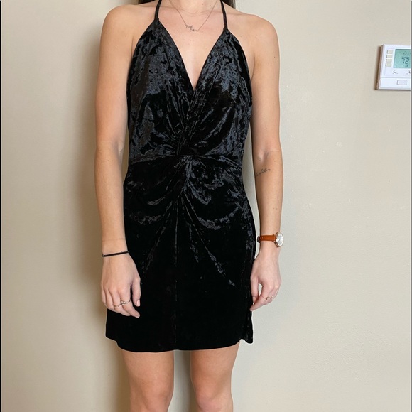Women’s Black Velvet Zara Dress - Picture 1 of 2
